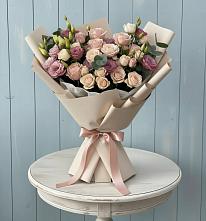 Букет цветов из:  Розы и Лизиантусы в Лещаном