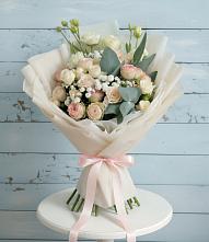 Букет цветов из:  Розы и Лизиантусы в Лещаном
