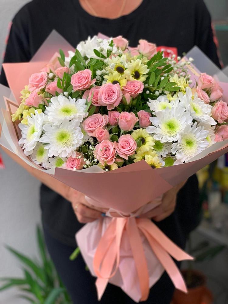 Букет цветов из: Розы и Хризантемы в Лещаном