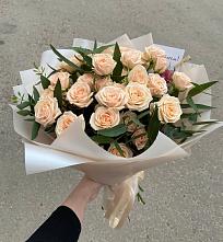 Букет Кремовые розы Латте в Лещаном