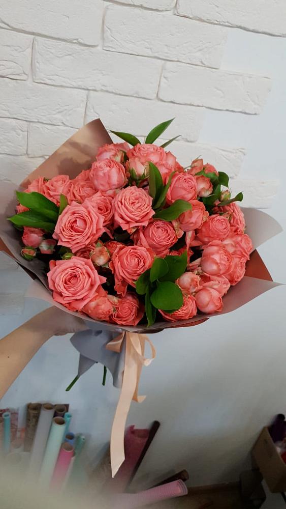 Букет цветов из: Розы в Лещаном