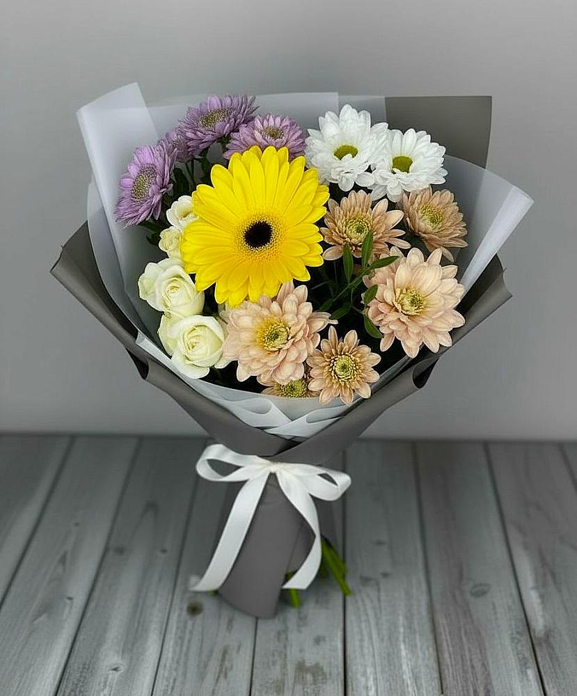 Букет цветов из: Розы, Герберы и Хризантемы в Лещаном