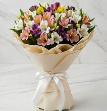 Букет цветов из:  Альстромерии #REPLACE_PRED# Лещаном