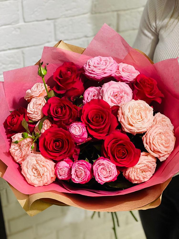 Букет цветов из: Розы в Лещаном