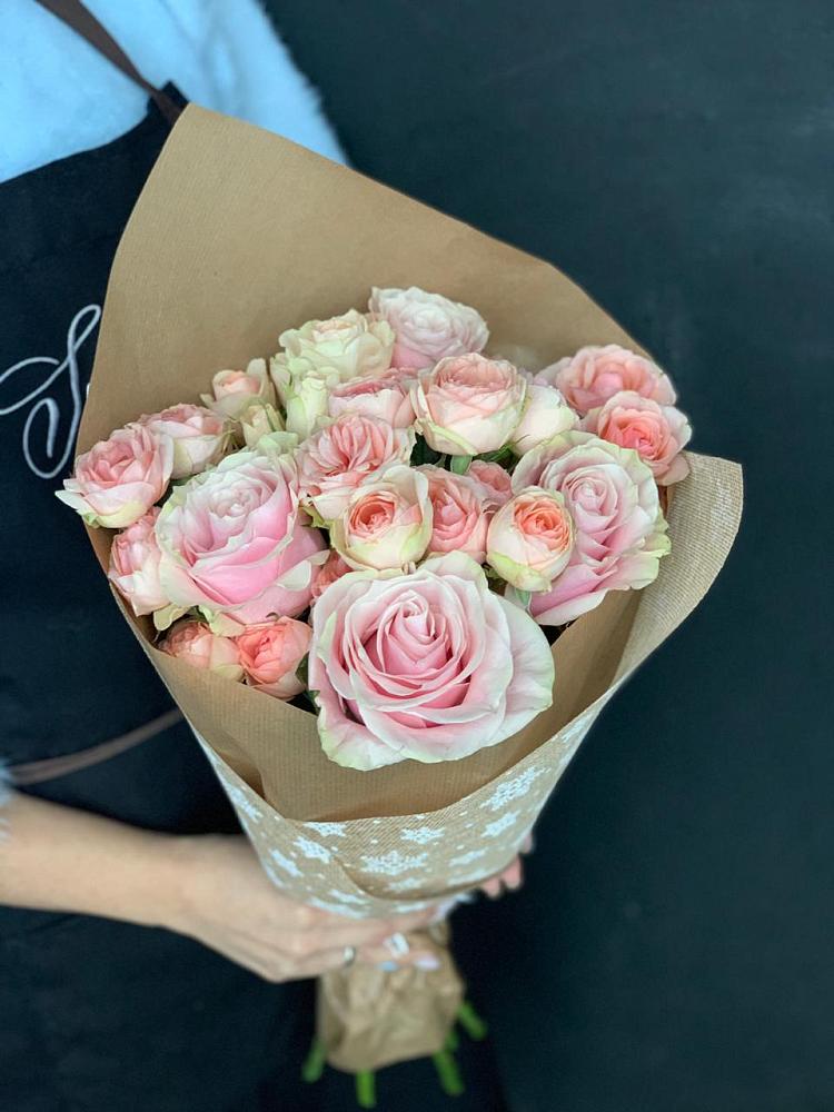 Букет цветов из: Хризантемы и Розы в Лещаном