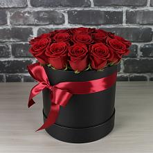 Цветочная композиция из Розы в шляпной коробке в Лещаном