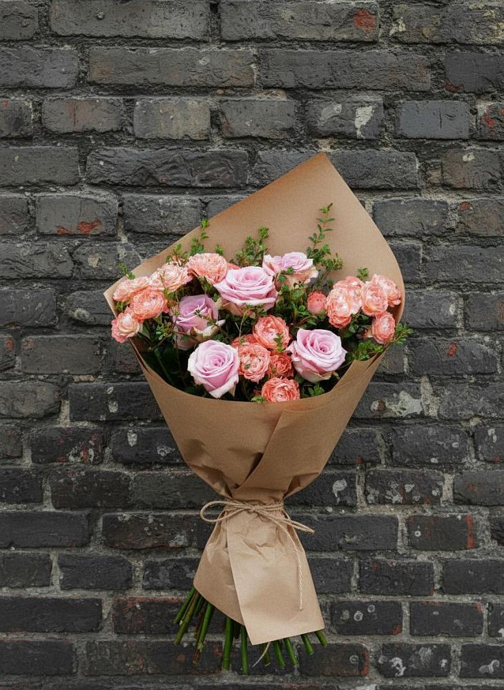 Букет цветов из: Розы в Лещаном