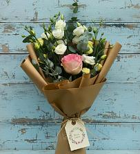 Букет цветов из:  Розы и Лизиантусы в Лещаном